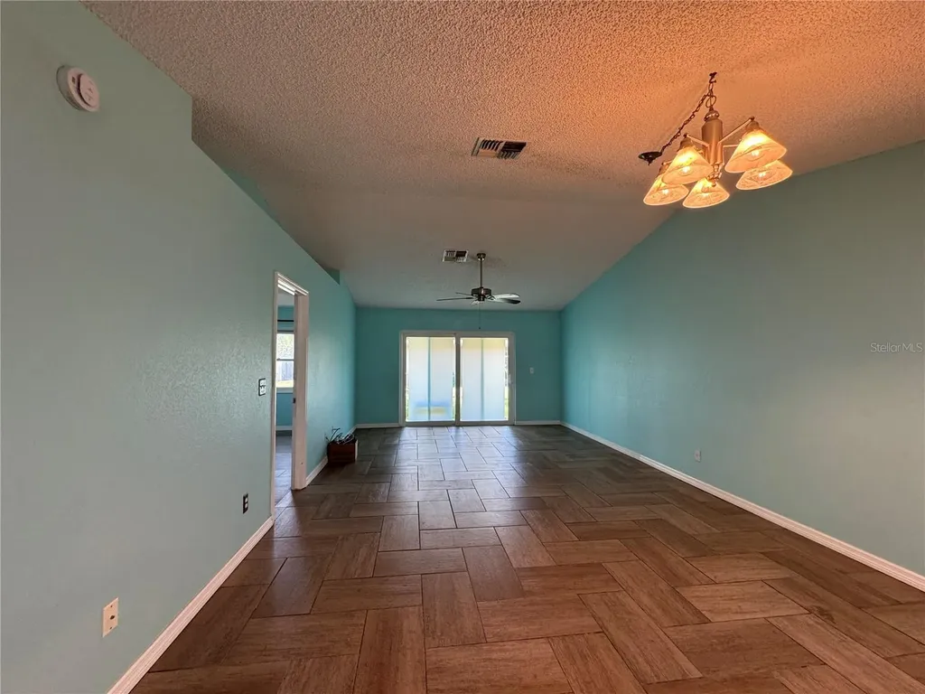 10853 43rd Street N Clearwater FL 33762