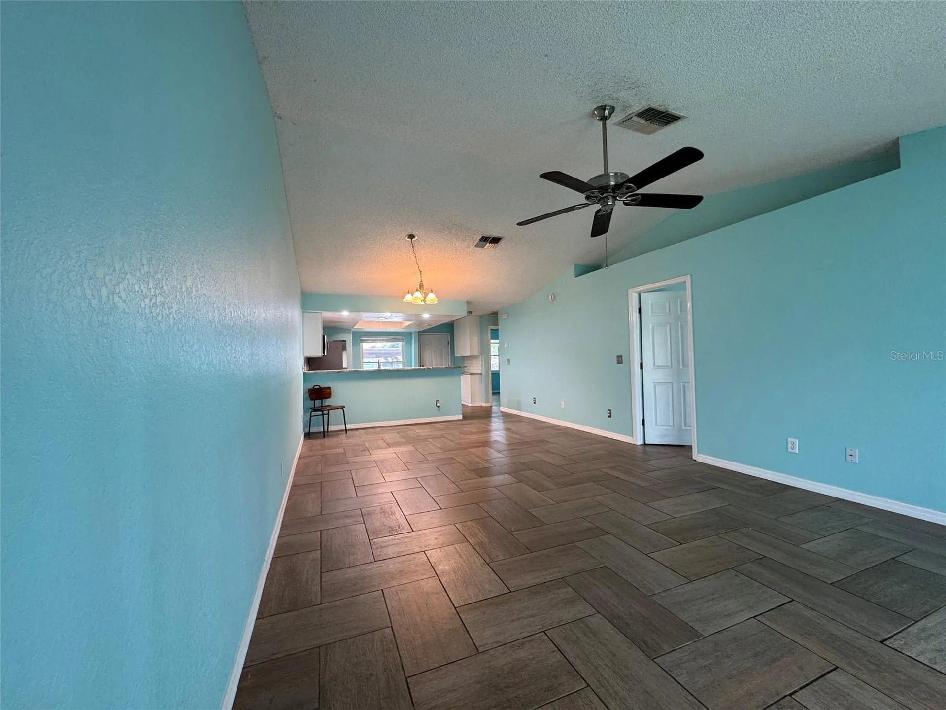 10853 43rd Street N Clearwater FL 33762