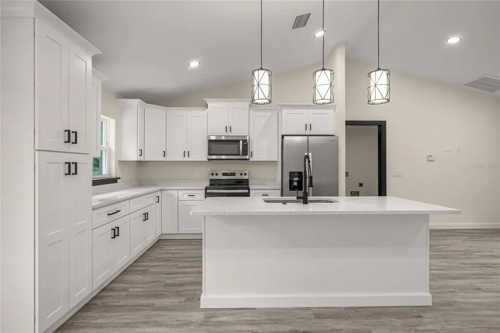 4056 SW 156th Court Ocala FL 34481