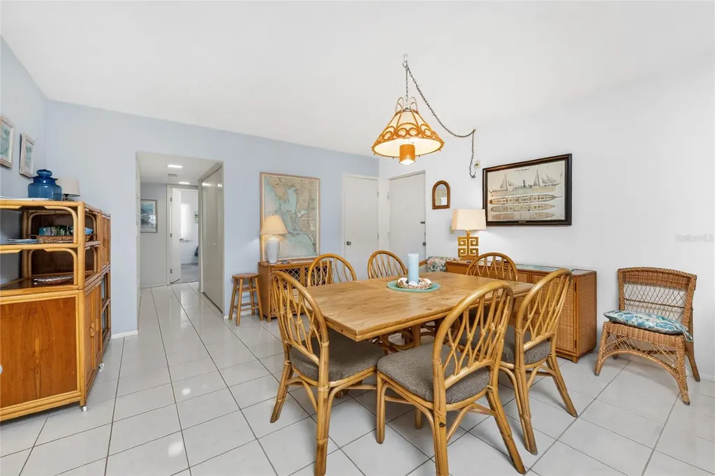 2955 N Beach Road Englewood FL 34223