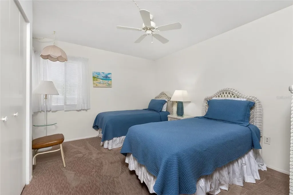2955 N Beach Road Englewood FL 34223
