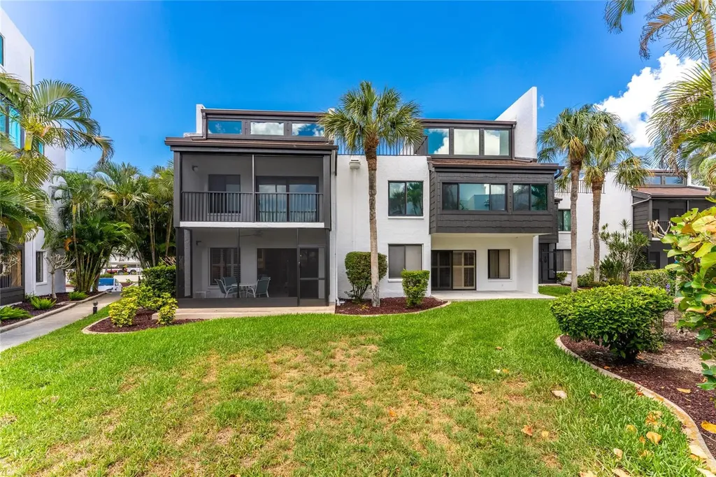 2955 N Beach Road Englewood FL 34223