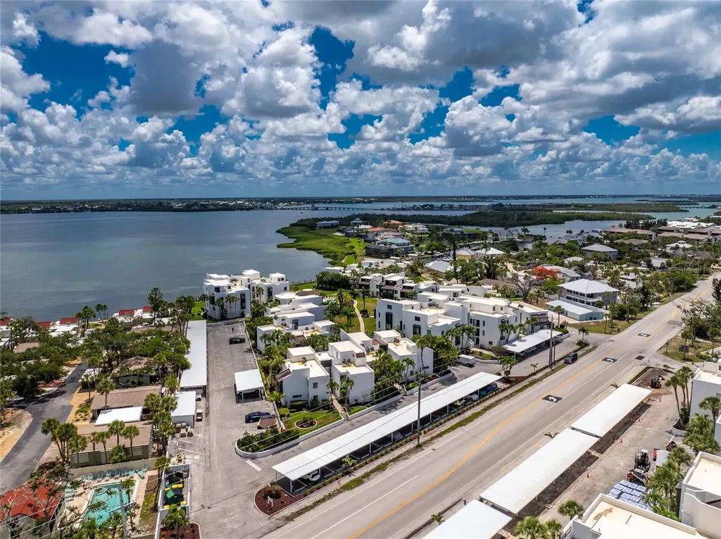 2955 N Beach Road Englewood FL 34223