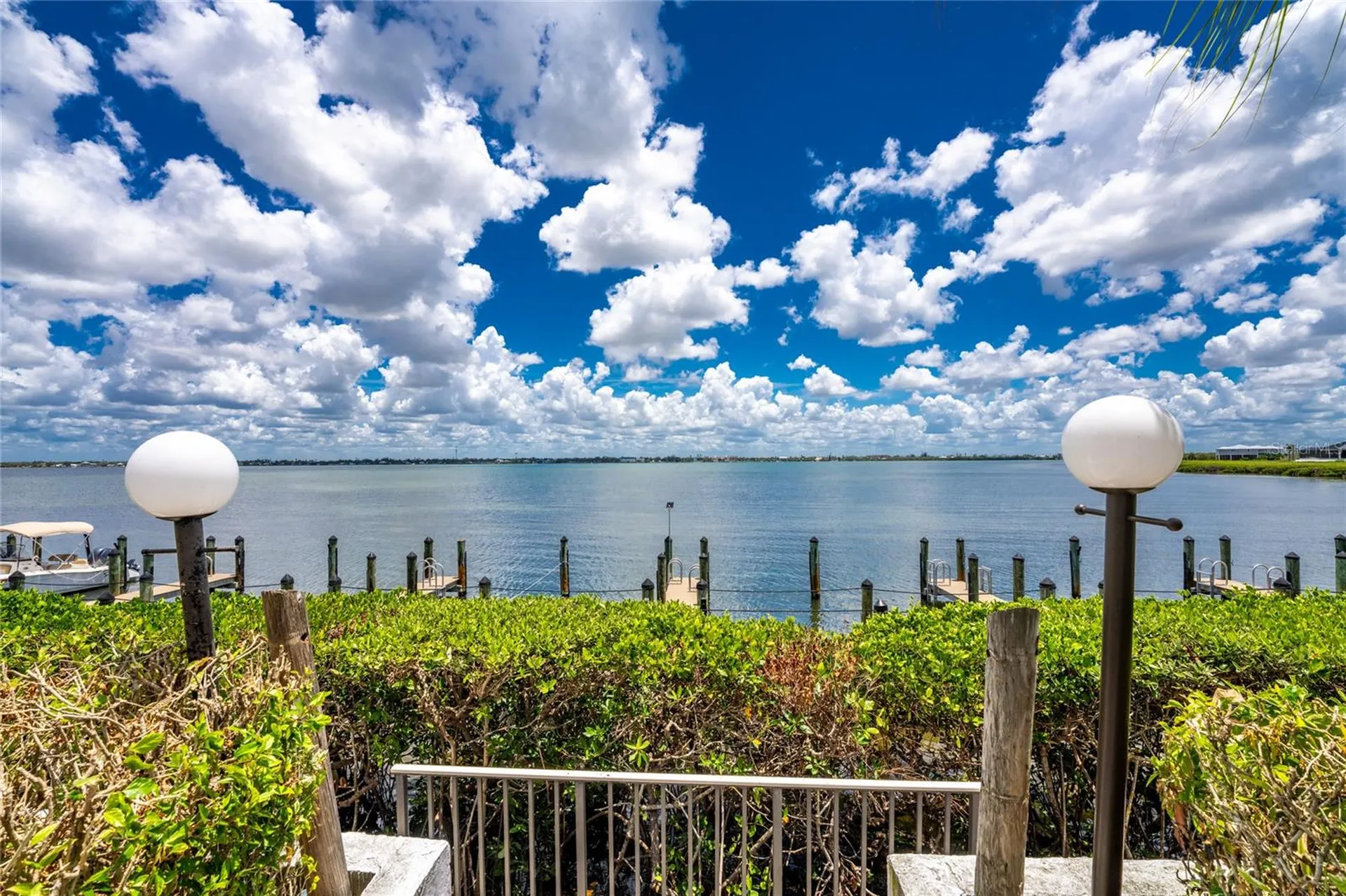 2955 N Beach Road Englewood FL 34223