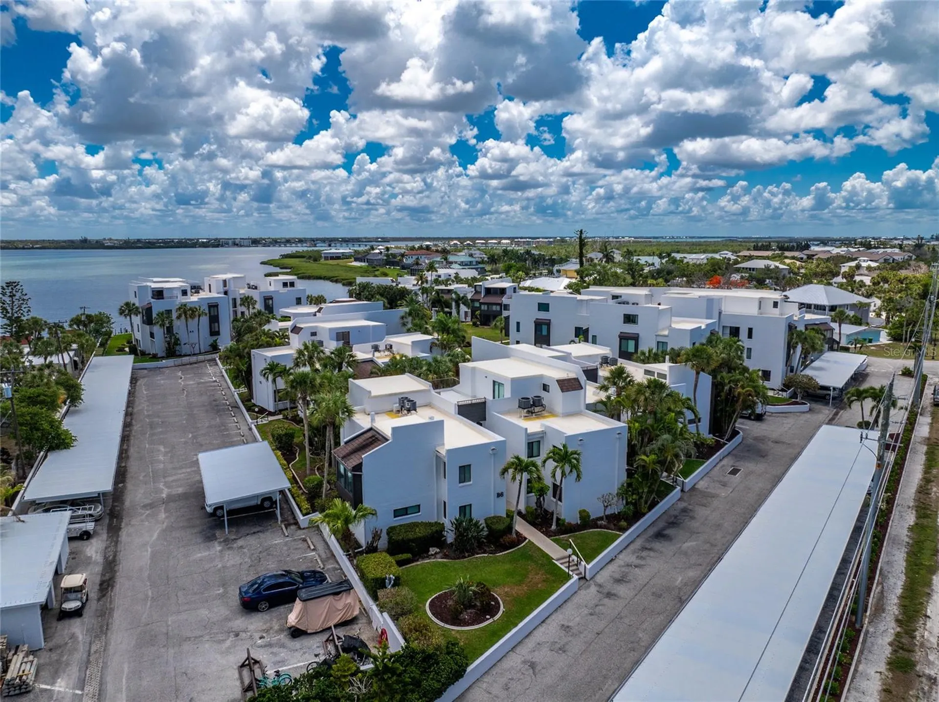 2955 N Beach Road Englewood FL 34223