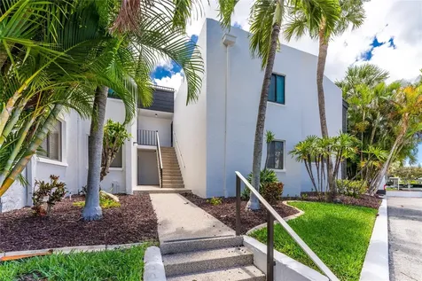 2955 N Beach Road Englewood FL 34223