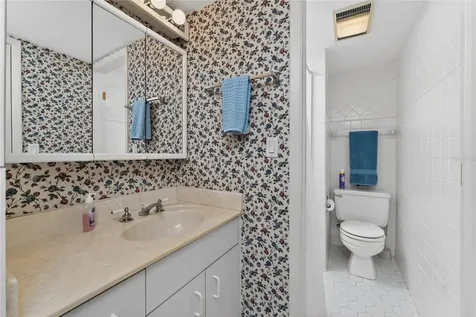 2955 N Beach Road Englewood FL 34223