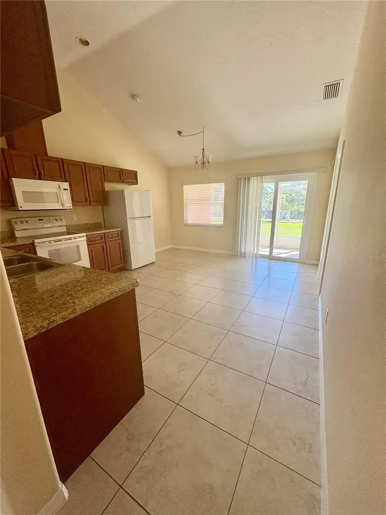 87 Fieldstone Lane Palm Coast FL 32137
