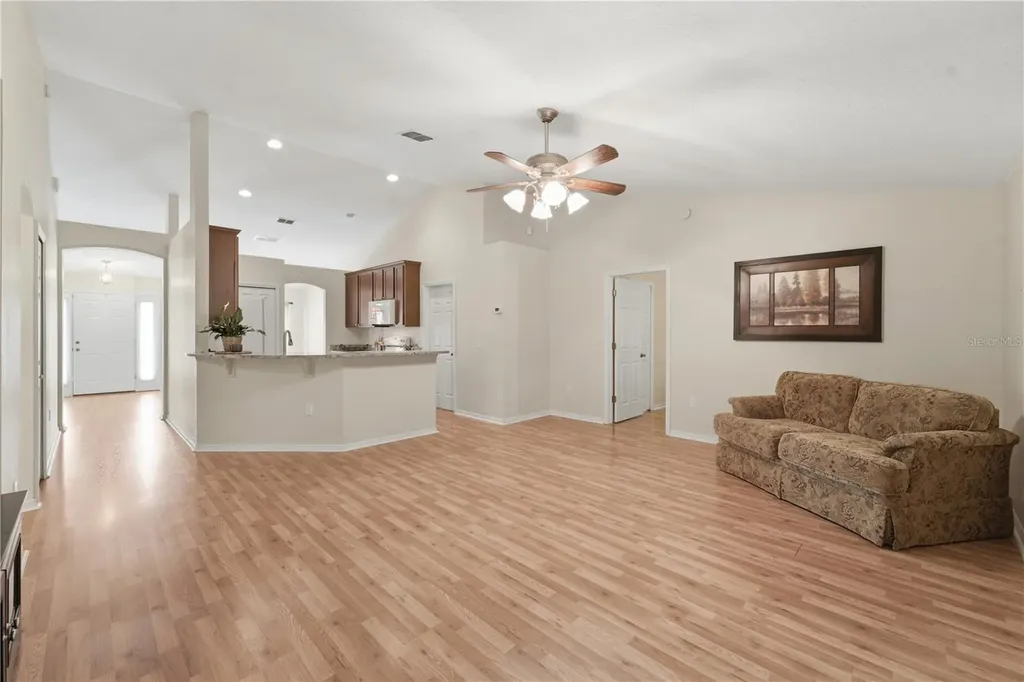 712 Cypress Oak Circle Deland FL 32720