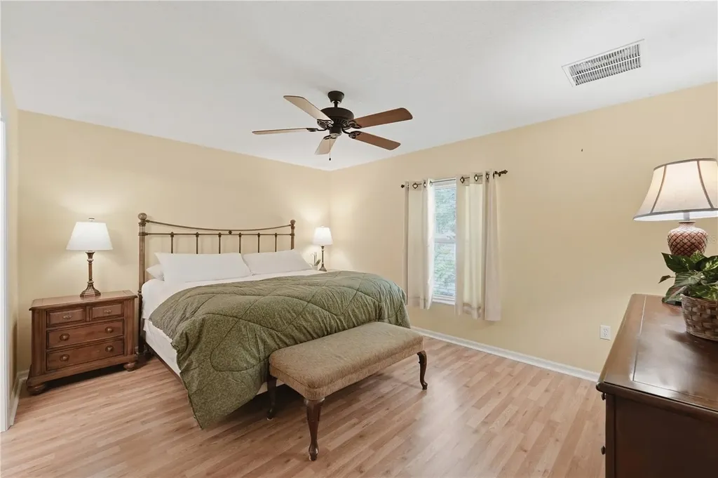 712 Cypress Oak Circle Deland FL 32720