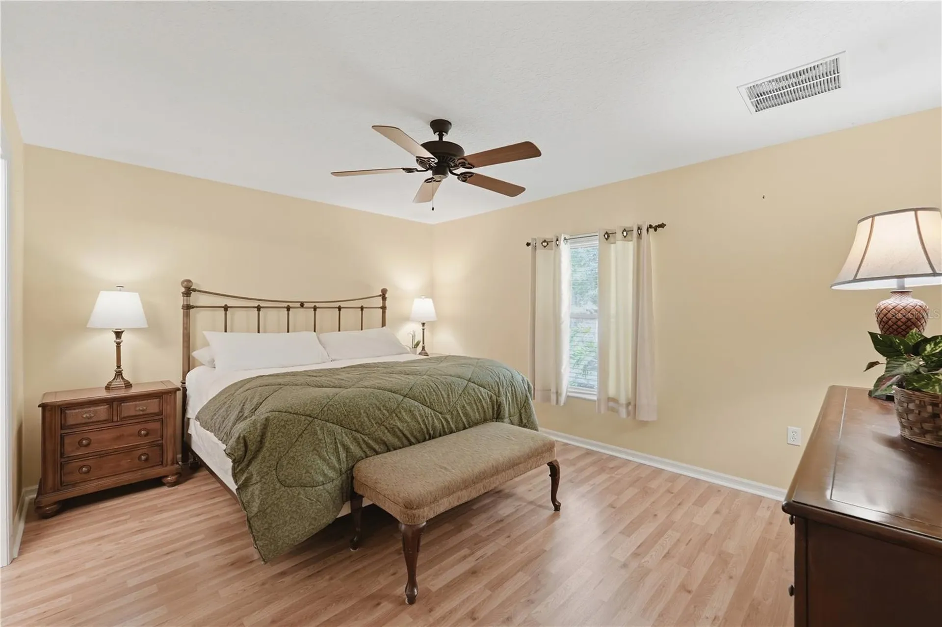 712 Cypress Oak Circle Deland FL 32720