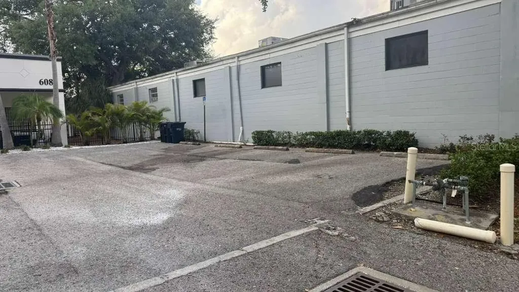 608 S Tampania Avenue Tampa FL 33609