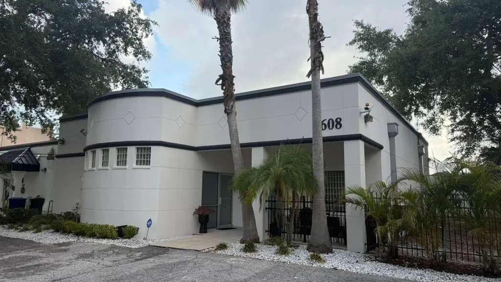 608 S Tampania Avenue Tampa FL 33609