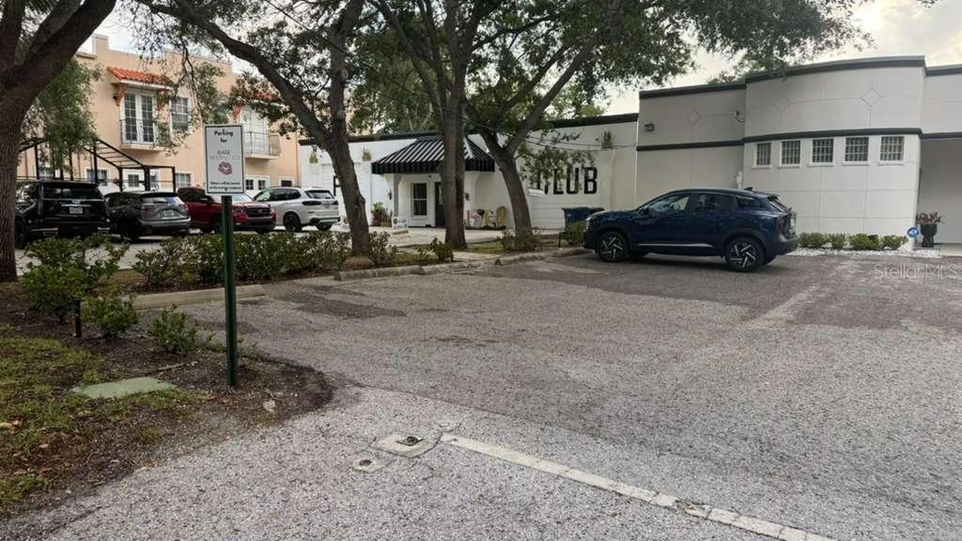 608 S Tampania Avenue Tampa FL 33609