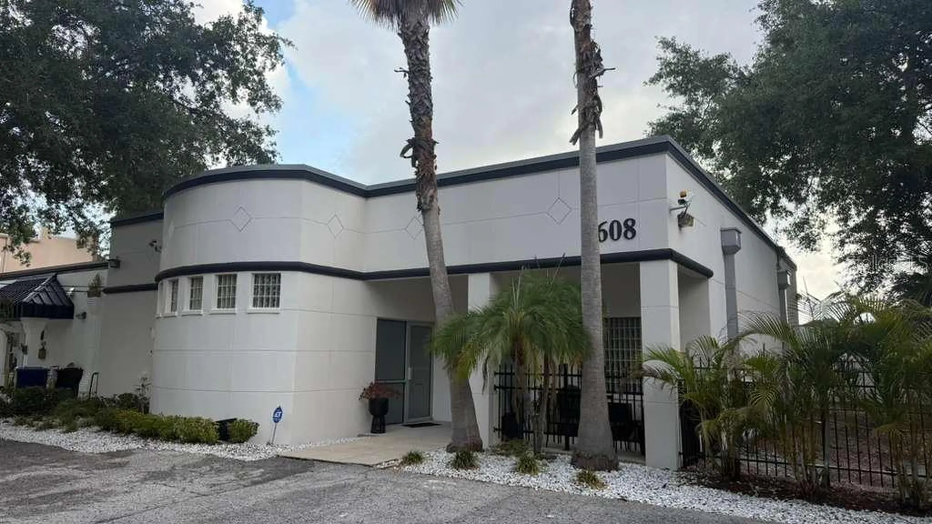 608 S Tampania Avenue Tampa FL 33609