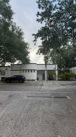 608 S Tampania Avenue Tampa FL 33609