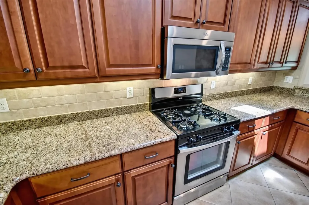 108 Golfview Court Bunnell FL 32110