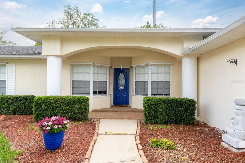 2076 S Parkton Drive Deltona FL 32725