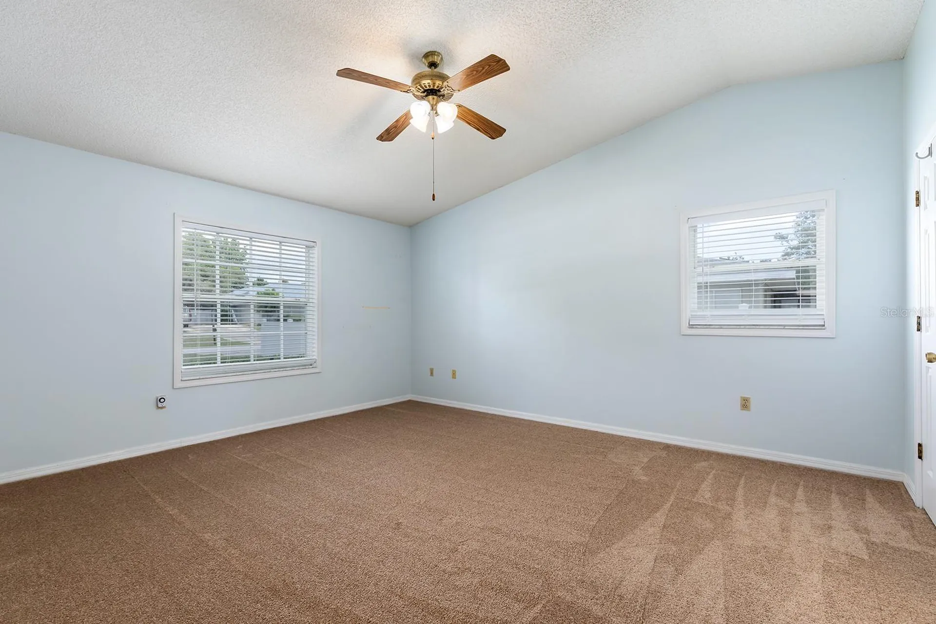 2076 S Parkton Drive Deltona FL 32725