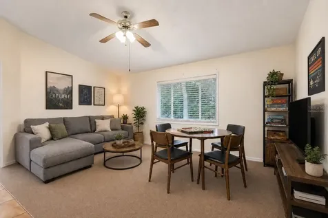 2076 S Parkton Drive Deltona FL 32725