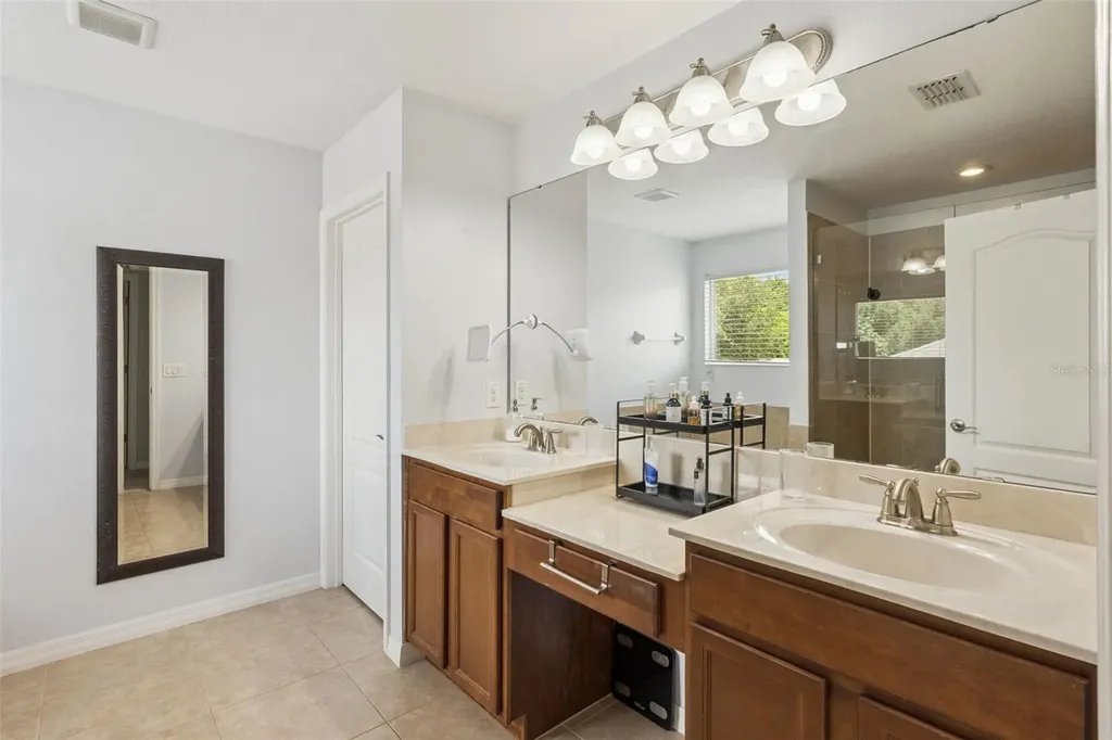 2708 Pepper Lane Orlando FL 32812