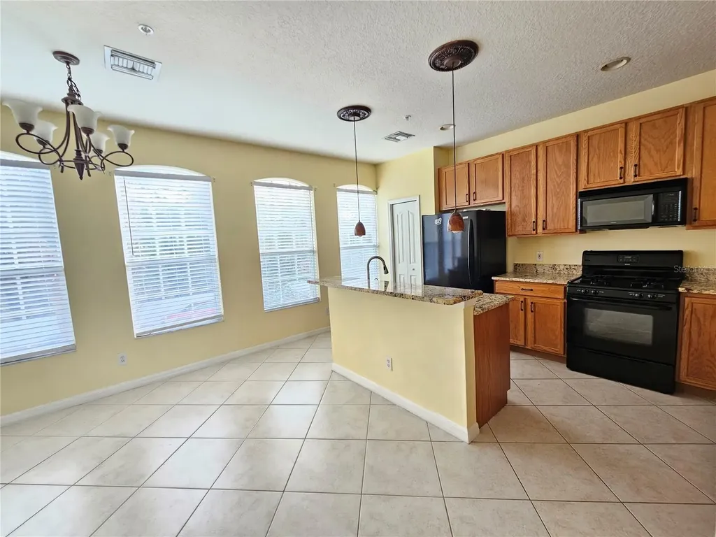 2927 Pointeview Drive Tampa FL 33611