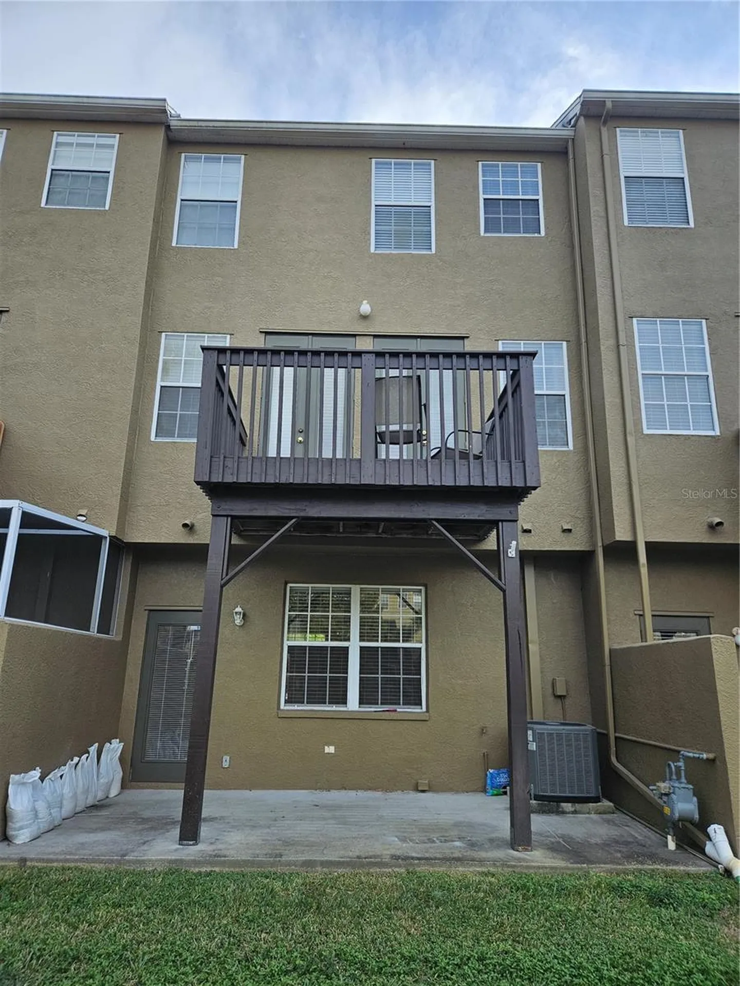 2927 Pointeview Drive Tampa FL 33611