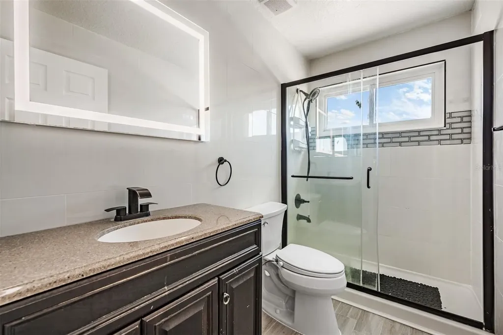 380 Rosalind Lane Oldsmar FL 34677
