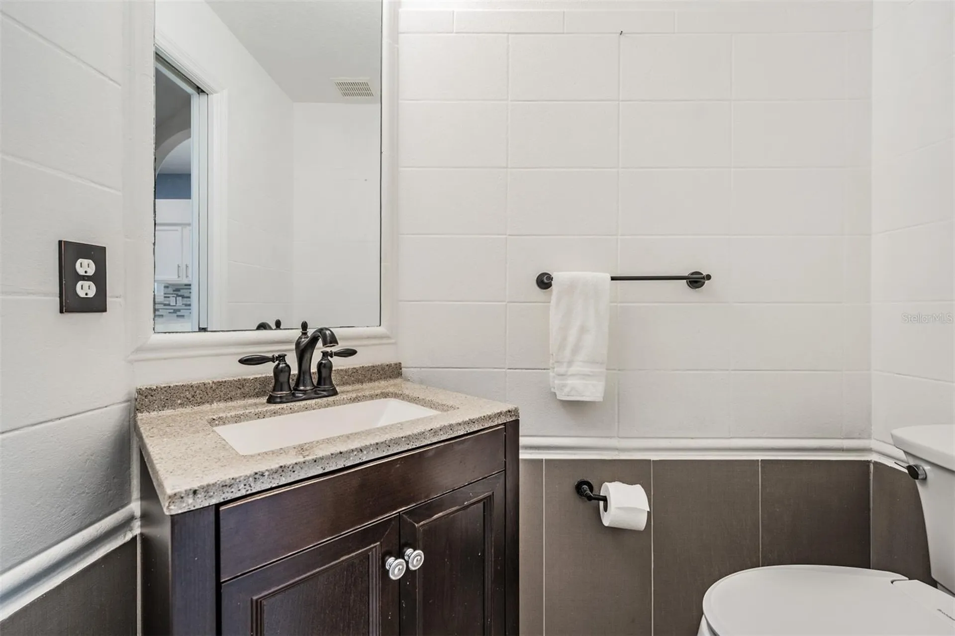 380 Rosalind Lane Oldsmar FL 34677