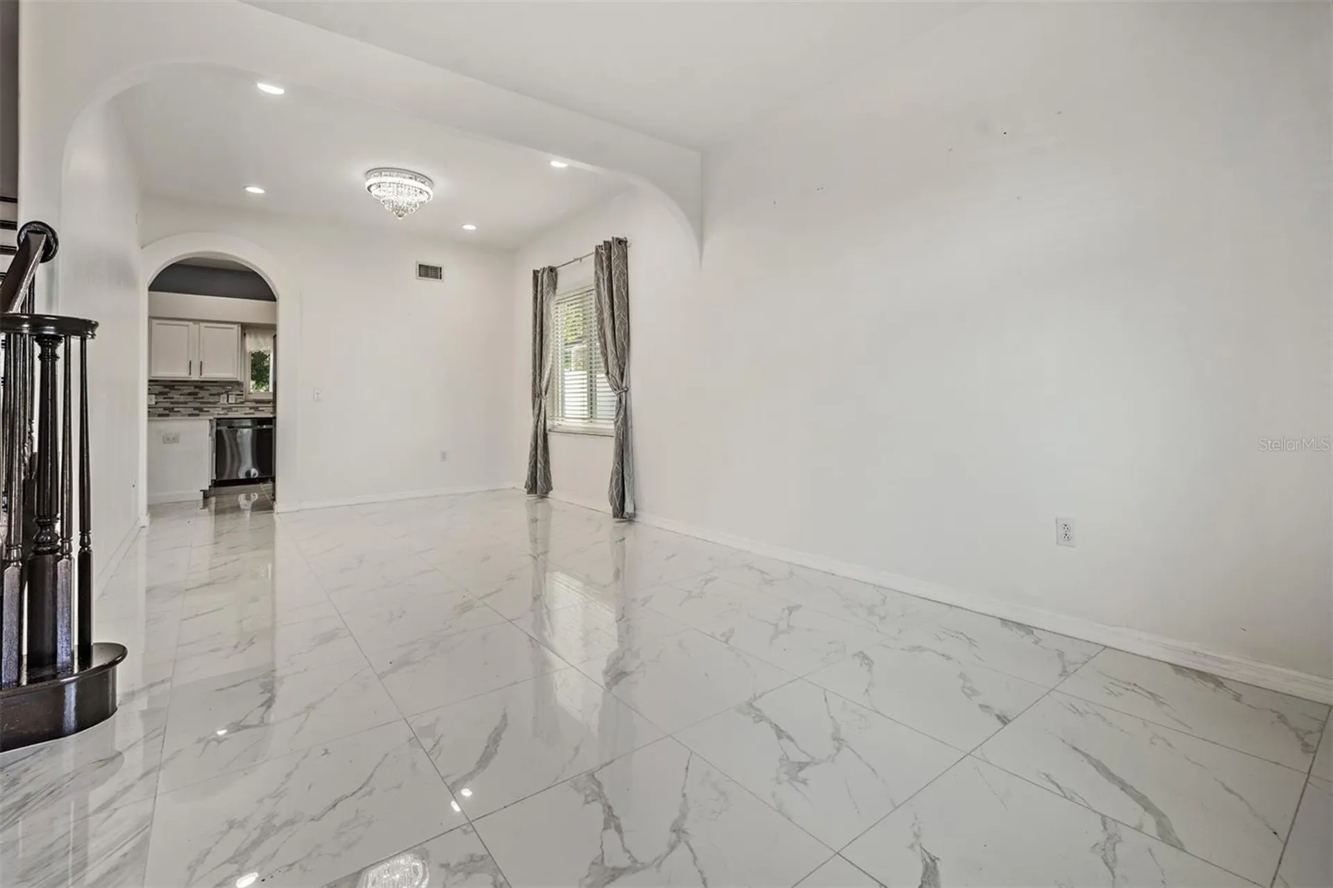 380 Rosalind Lane Oldsmar FL 34677
