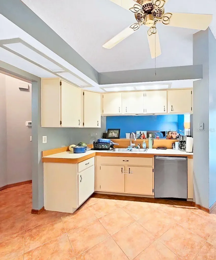 13094 Huntington Woods Avenue Spring Hill FL 34609