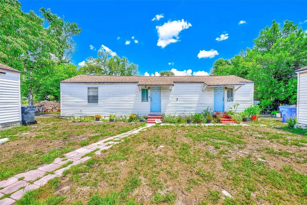 3257 57th Avenue N St Petersburg FL 33714