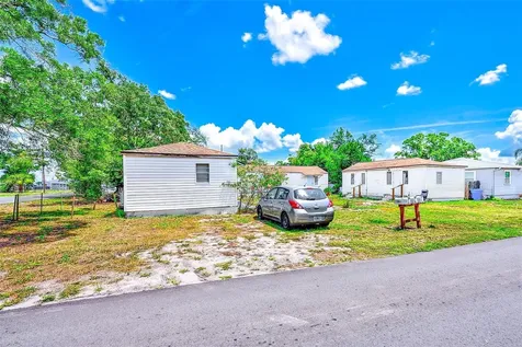 3257 57th Avenue N St Petersburg FL 33714