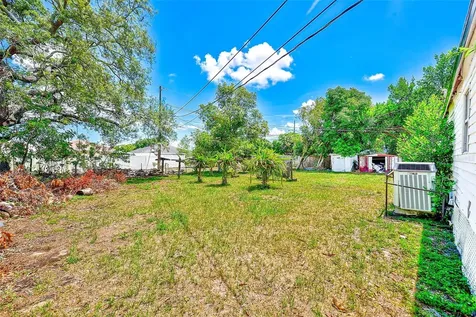 3257 57th Avenue N St Petersburg FL 33714