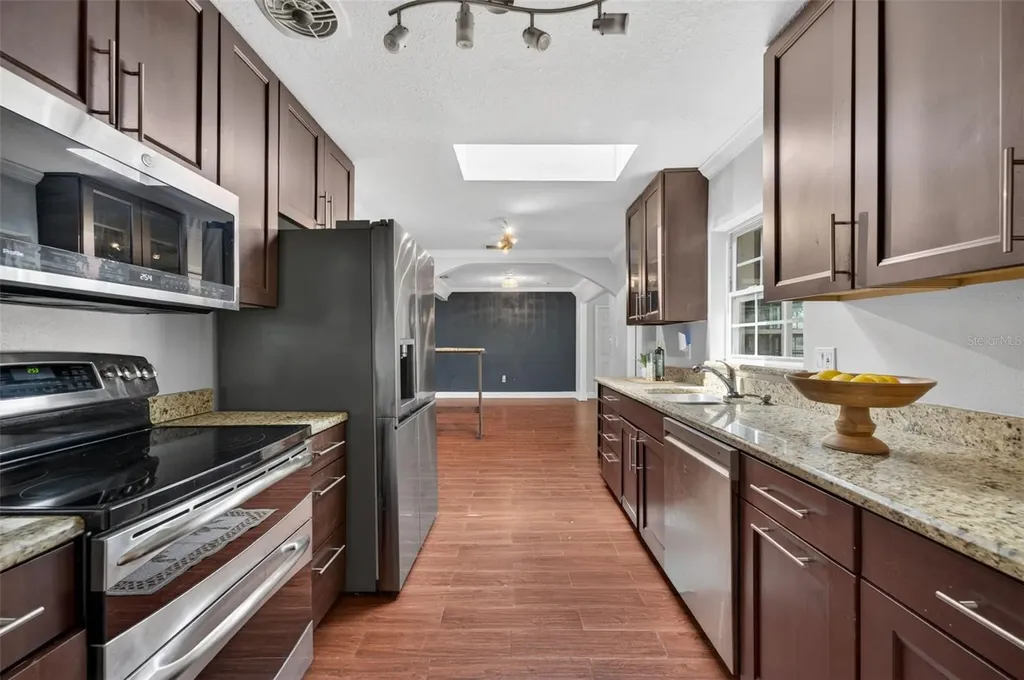1009 Lake Bell Drive Winter Park FL 32789