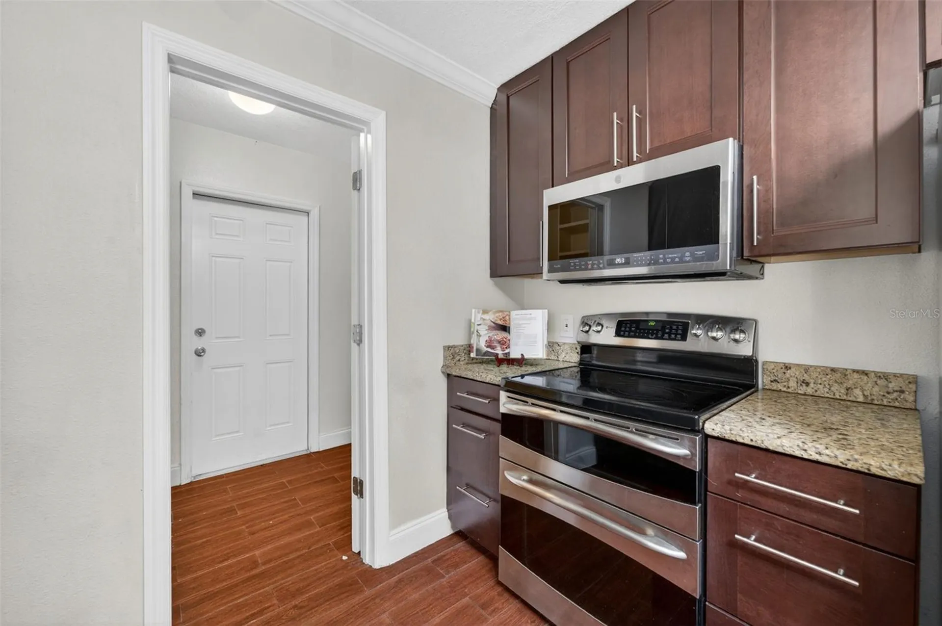 1009 Lake Bell Drive Winter Park FL 32789