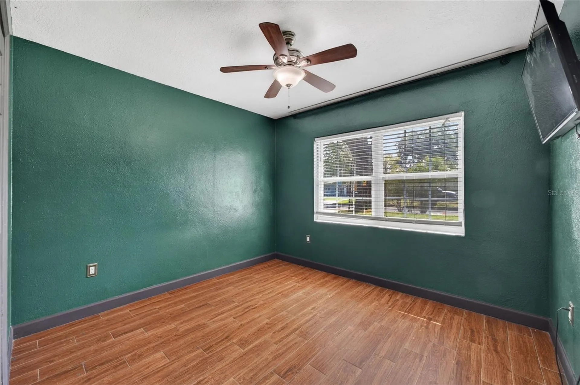 1009 Lake Bell Drive Winter Park FL 32789