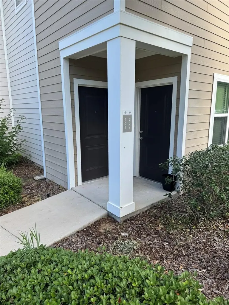 2420 Ann Rou Road Tavares FL 32778