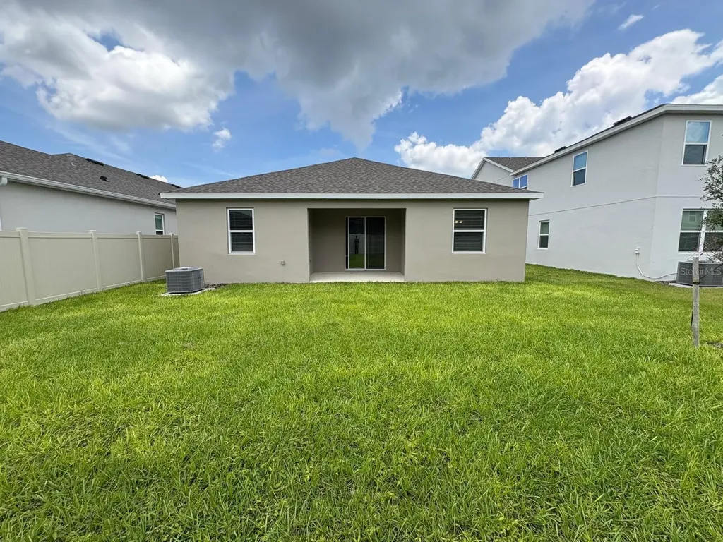 366 Siwtchgrass Loop Clermont FL 34715