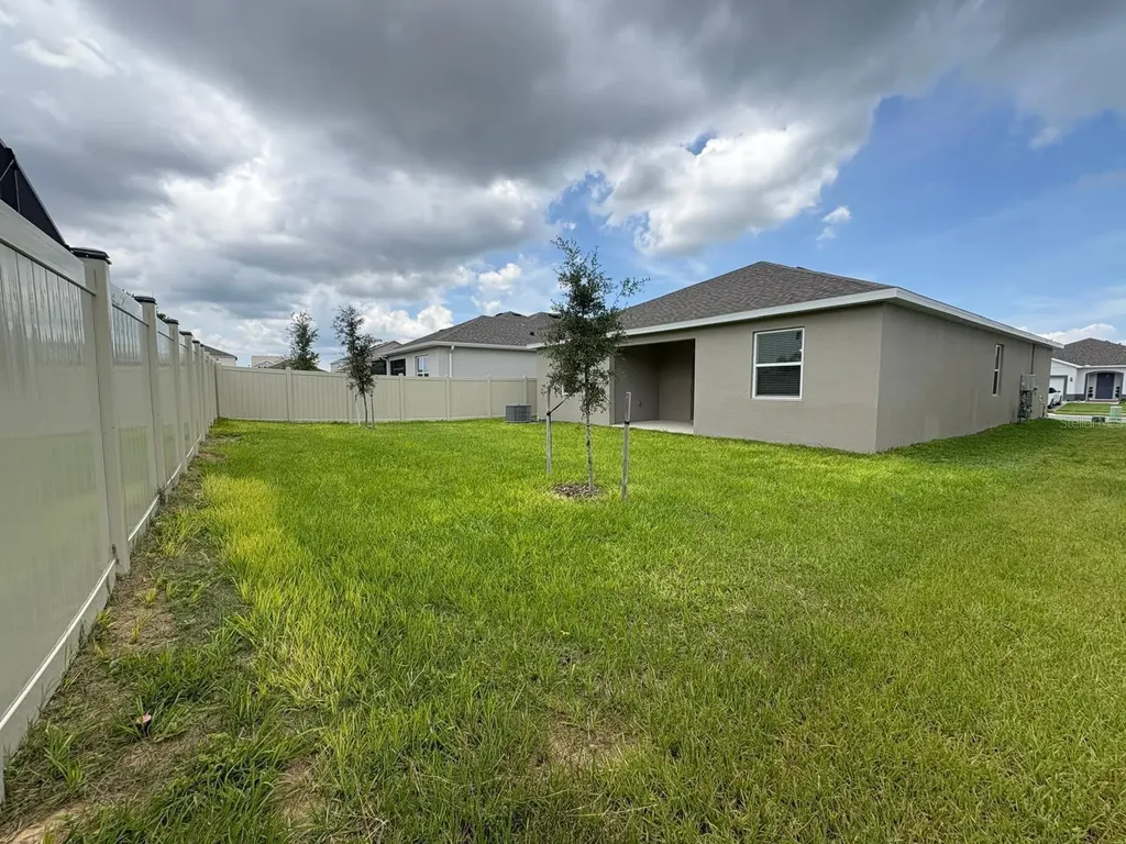 366 Siwtchgrass Loop Clermont FL 34715