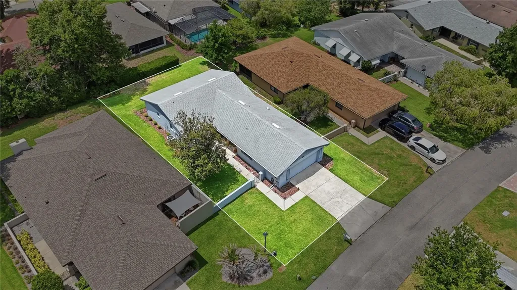 460 Pinehurst Court Winter Haven FL 33884