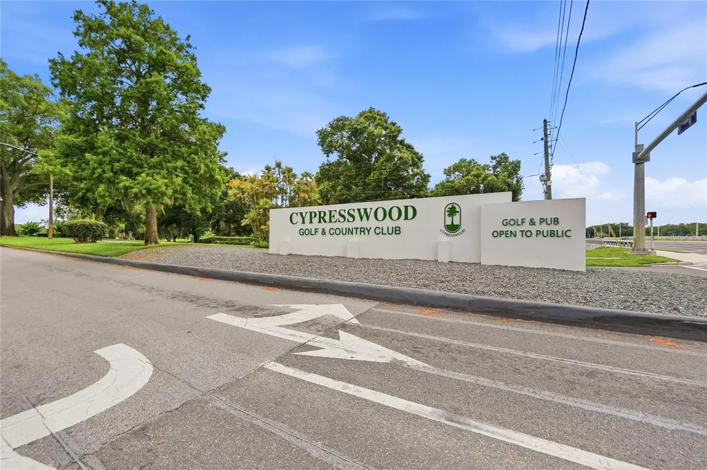 460 Pinehurst Court Winter Haven FL 33884