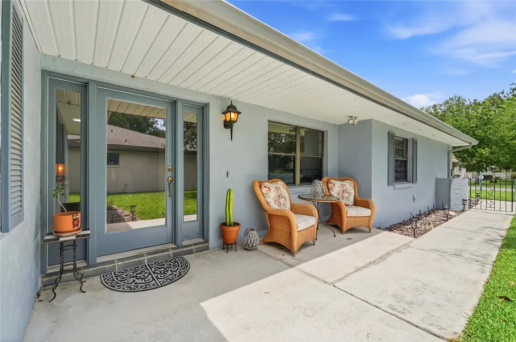 460 Pinehurst Court Winter Haven FL 33884