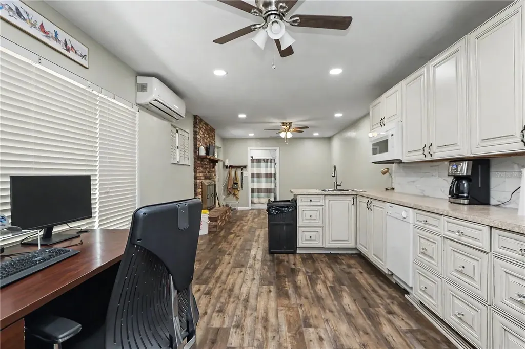 20250 SW 93 Lane Road Dunnellon FL 34431