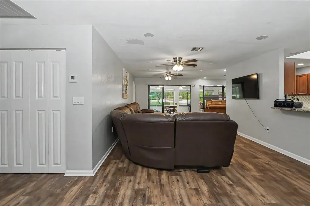 20250 SW 93 Lane Road Dunnellon FL 34431