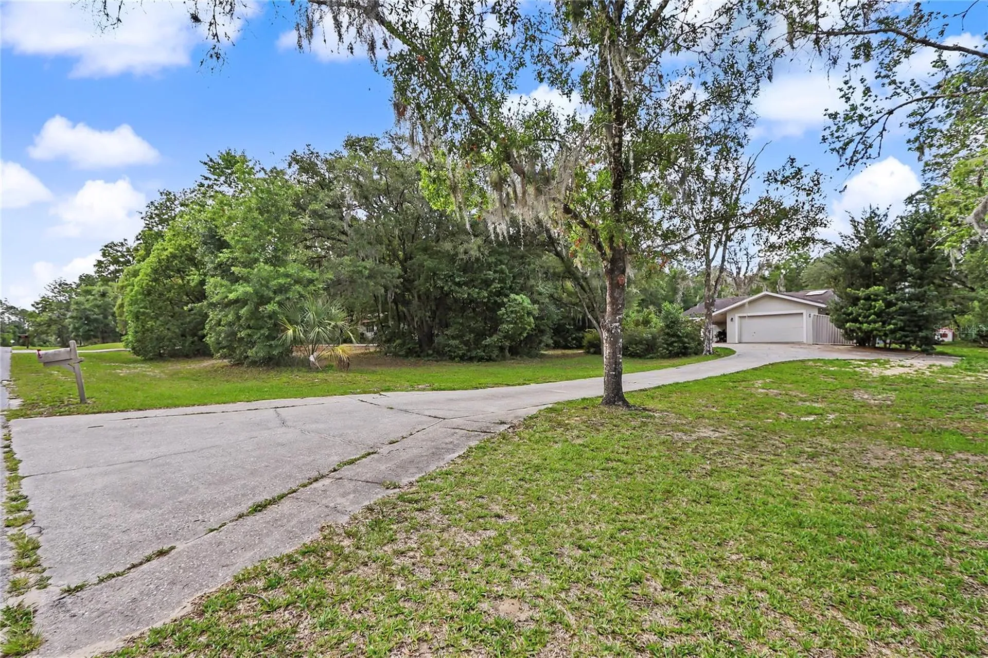 20250 SW 93 Lane Road Dunnellon FL 34431