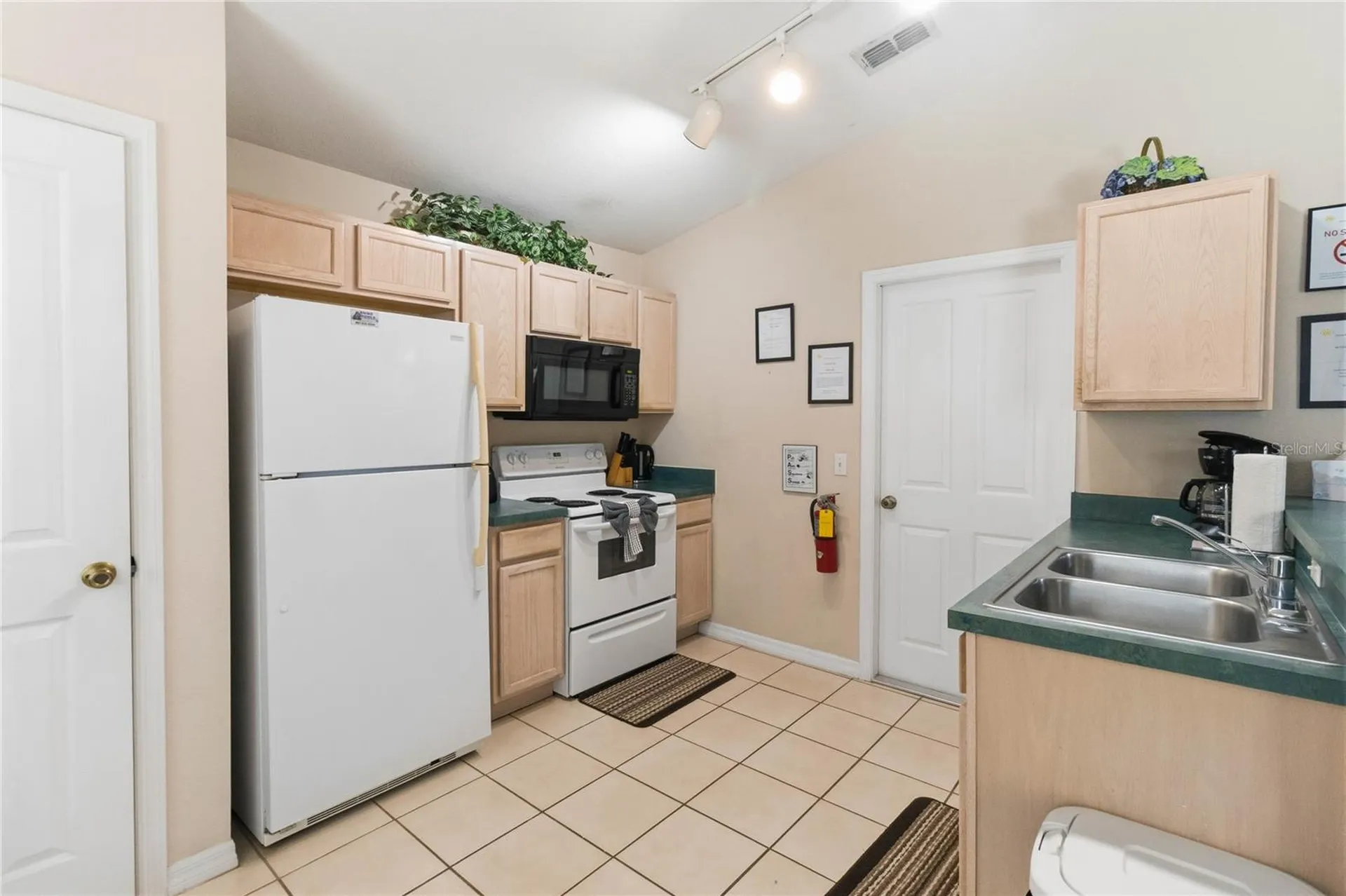 446 Reserve Drive Davenport FL 33896