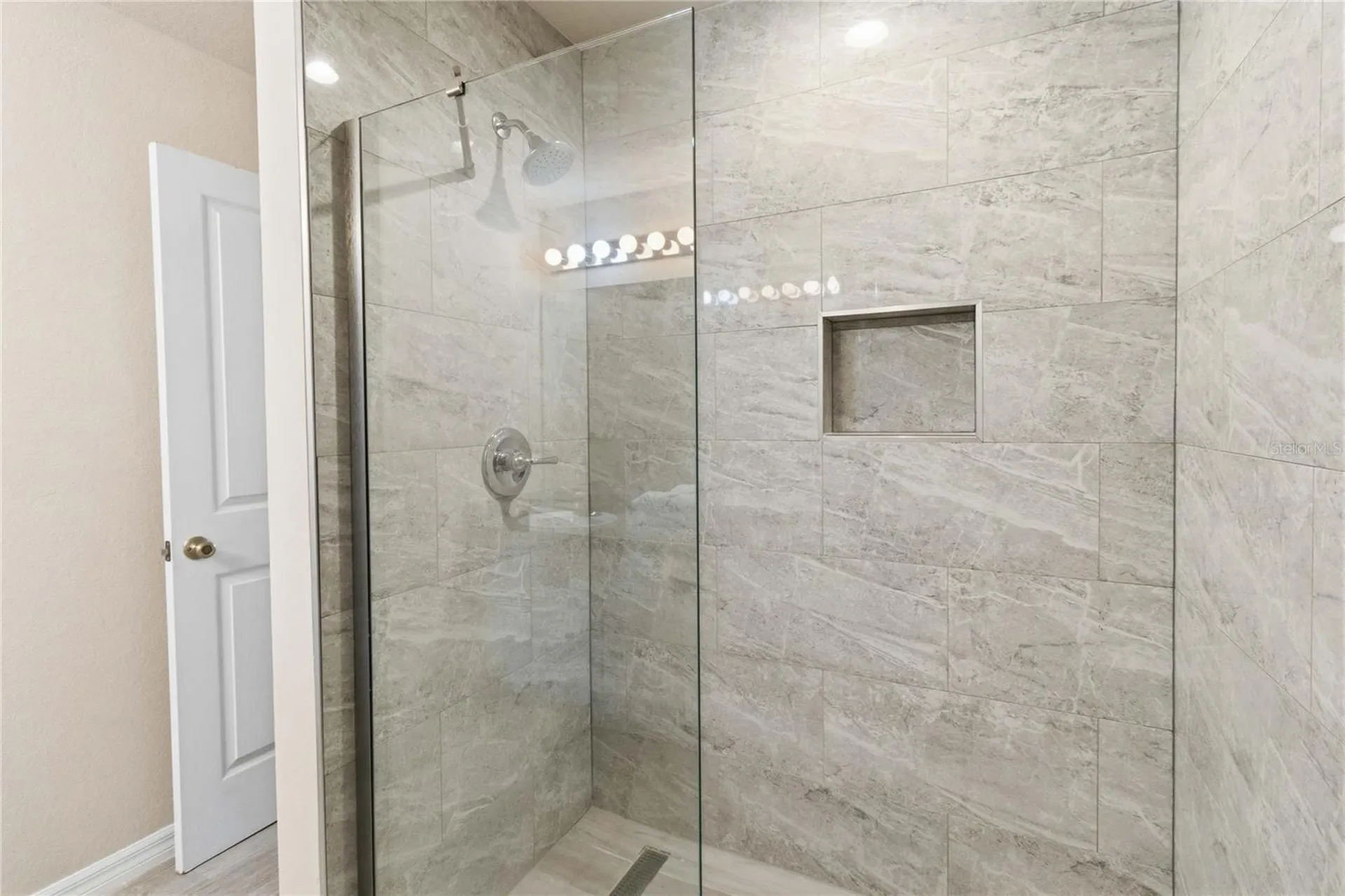 446 Reserve Drive Davenport FL 33896