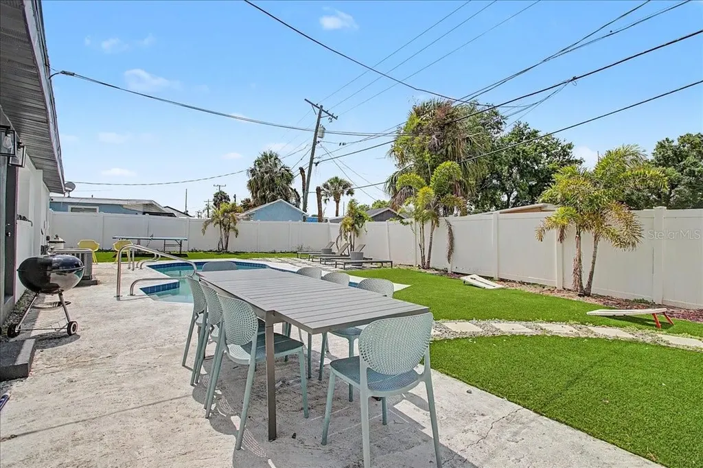 7812 Rideout Road Tampa FL 33619