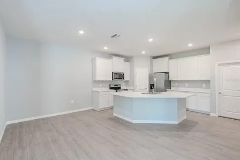 4008 Westwood Fields Loop Plant City FL 33565